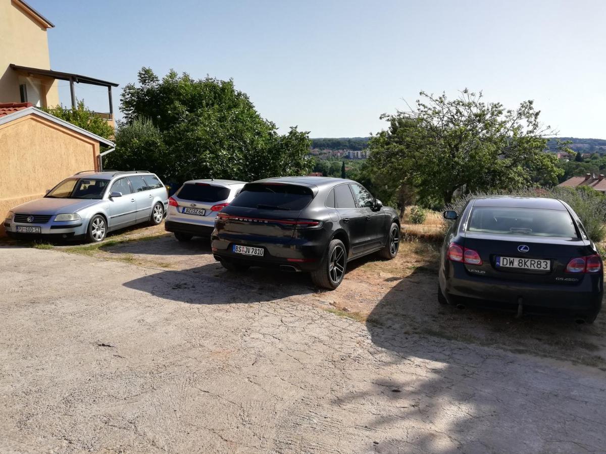 Apartment Piranesi With A Parking Space Pula Buitenkant foto