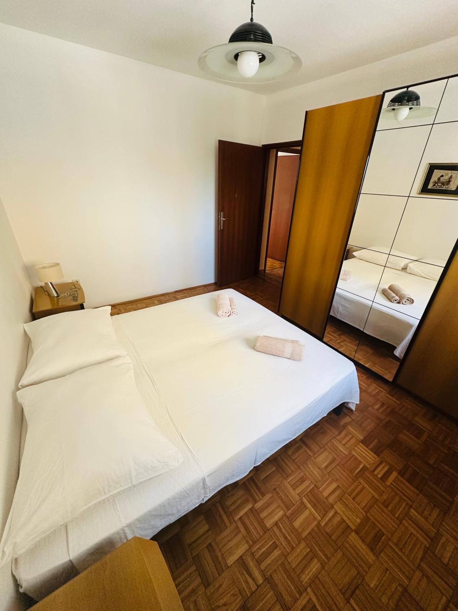 Apartment Piranesi With A Parking Space Pula Buitenkant foto